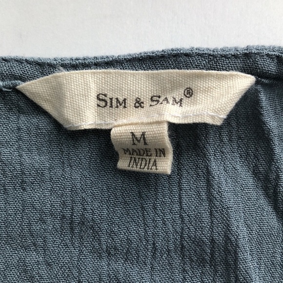 Sim & Sam Floral Embroidered Flowy Dusty Blue Boho Tank Top Size Medium - Picture 6 of 9